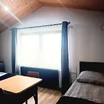 Tropik Проживание в семье