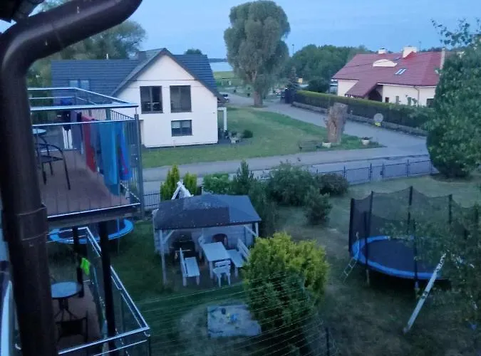 Tropik منزل للإقامة Władysławowo